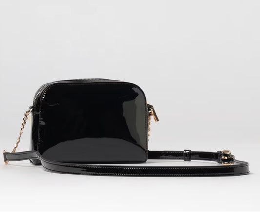 BORSA A TRACOLLA IN VERNICE CON LOGO